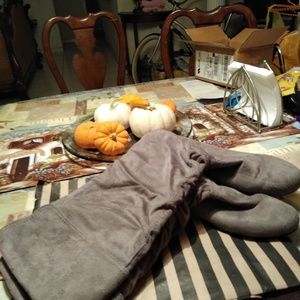 Long grey upto the knee boots